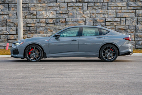 Editorial 2024 acura tlx type s td 240409 04 kd