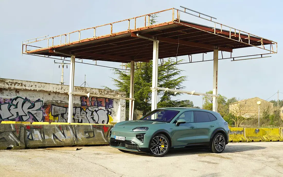 2026 Porsche Cayenne Electric - AN - VA - 260407 - 8