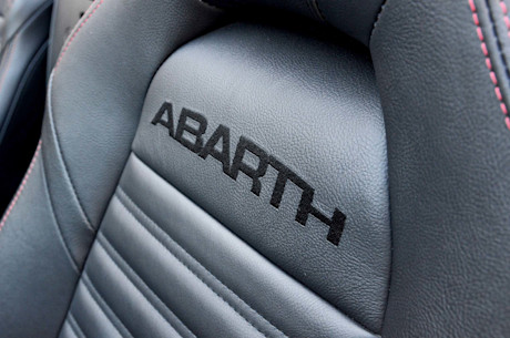 Fiat 124 Spider Abarth 2019 : essai routier Body Image