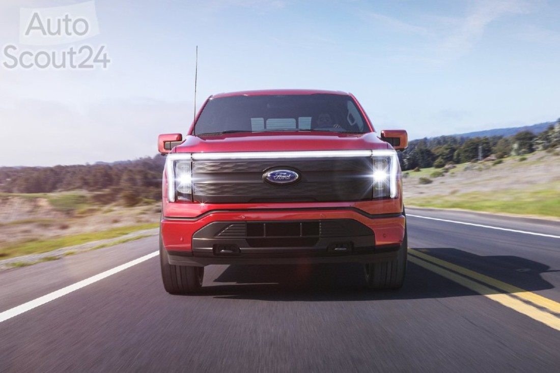 Ford-F-150_Lightning-2022-1280-0d (1).jpg