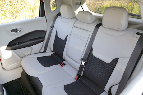 Editorial 2017 jeep compass north 4x4 10 jw