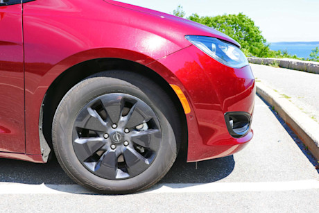 Chrysler Pacifica Hybrid 2019 : essai routier Image
