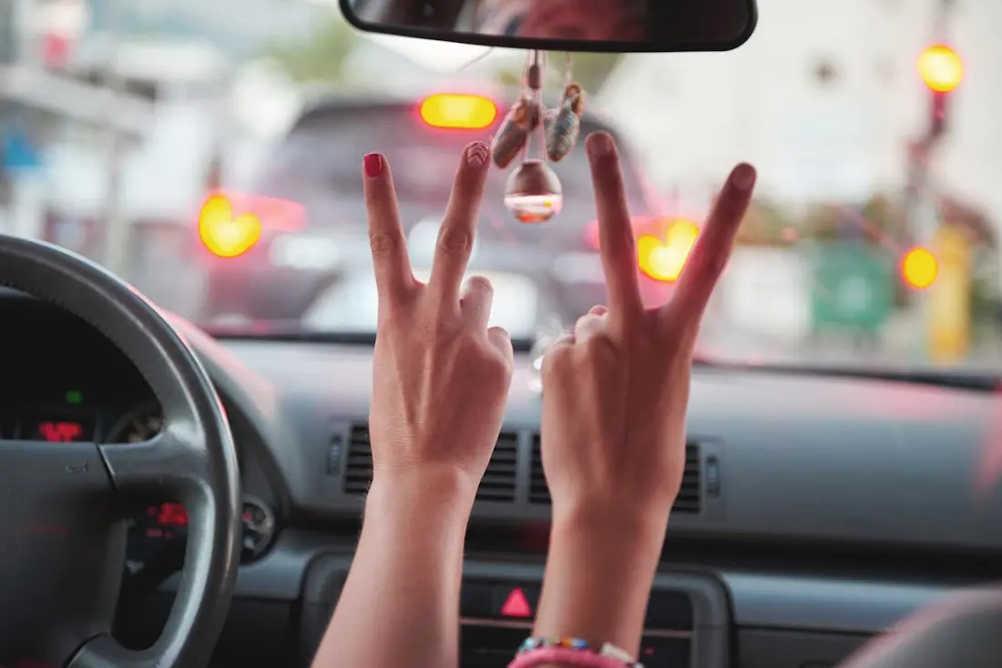 Wie sieht das ideale Fahranfänger-Auto aus? Ob Preis, Sicherheit, Platz oder Kompaktheit - das beste Auto steht und fällt mit deinen Bedürfnissen und Anforderungen als junger Fahrer.  Wie sieht das ideale Fahranfänger-Auto aus? Ob Preis, Sicherheit, Platz oder Kompaktheit - das beste Auto steht und fällt mit deinen Bedürfnissen und Anforderungen als junger Fahrer.