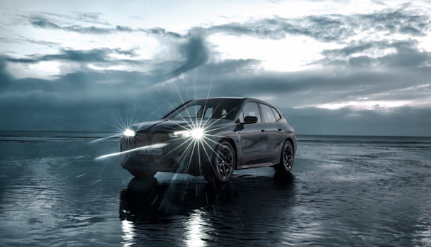 BMW iX
