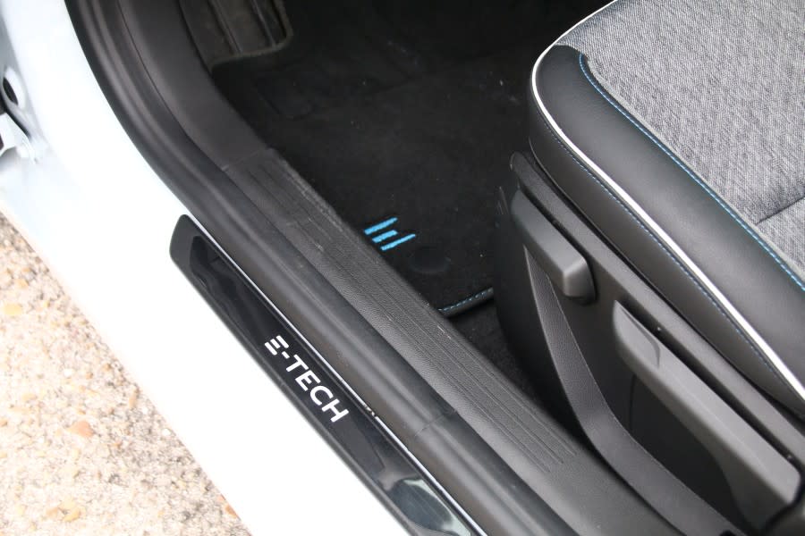 pueba-renault-clio-etech-02.jpg