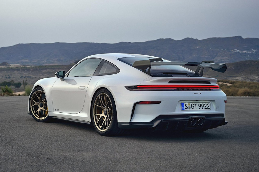 Porsche-911-GT3-2025 (1).jpg
