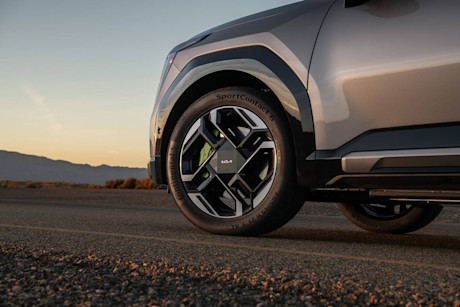 Editorial 2026 kia ev9 gt nf kia 241121 21