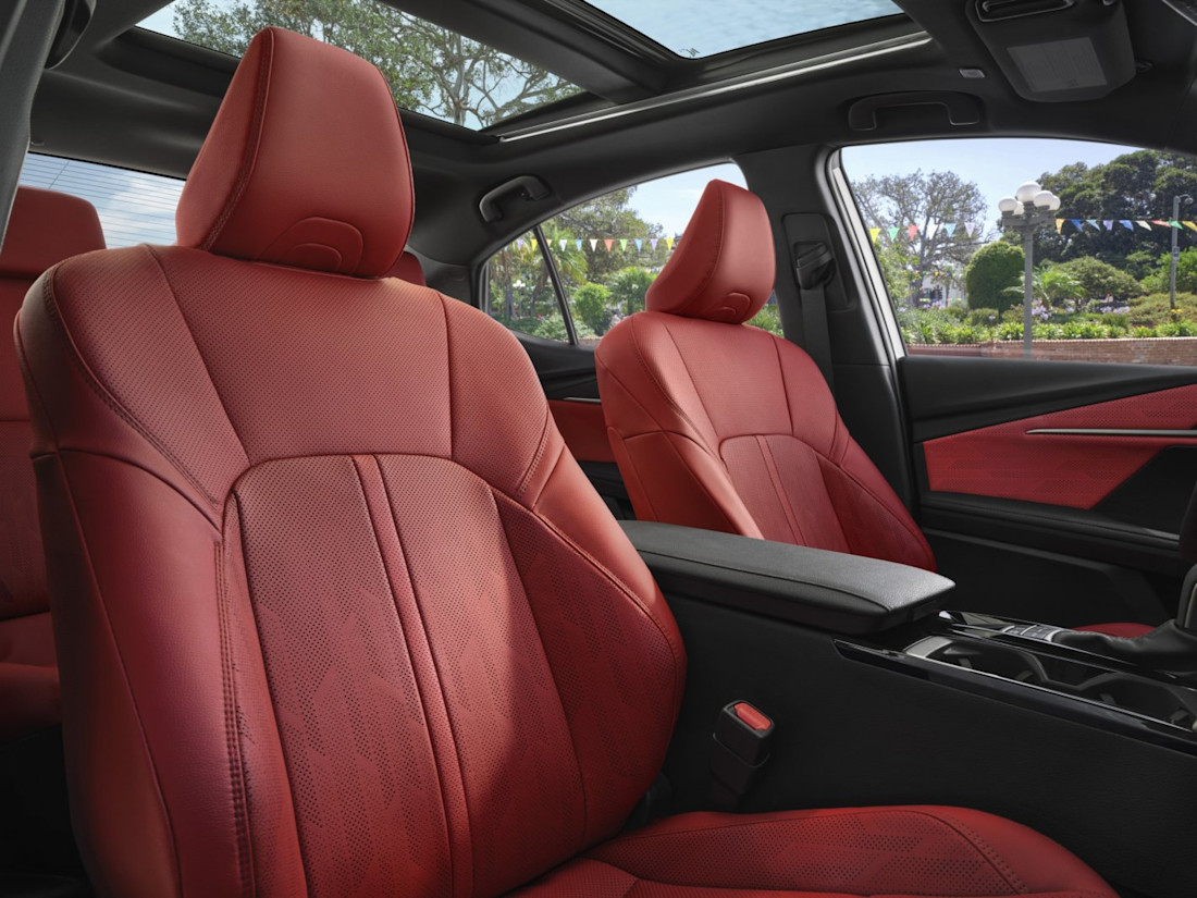 toyota-camry-2024-2023-5.jpg