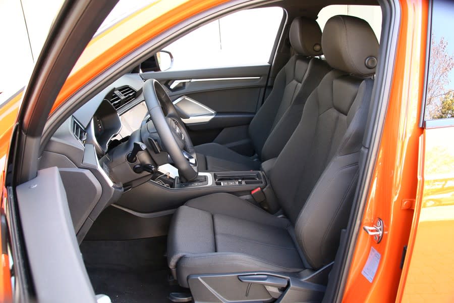 audi-q3-21.jpg