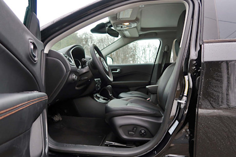 Editorial 2018 jeep compass limited 4x4 15 jm