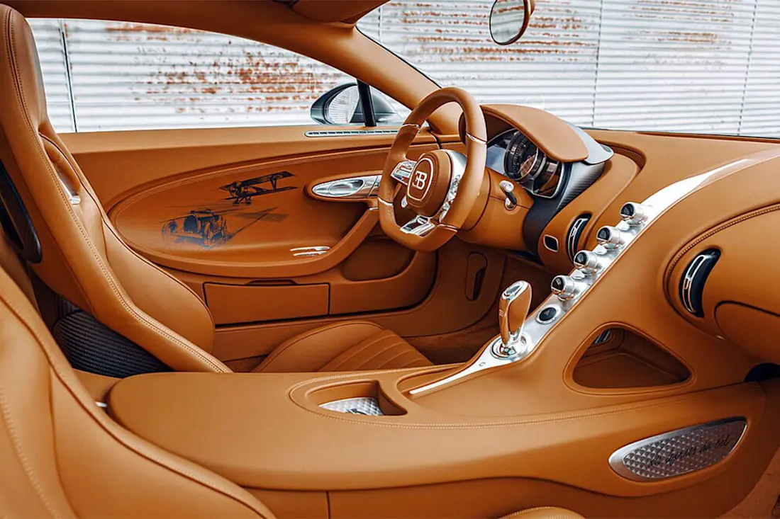 AS24 Bugatti interieur
