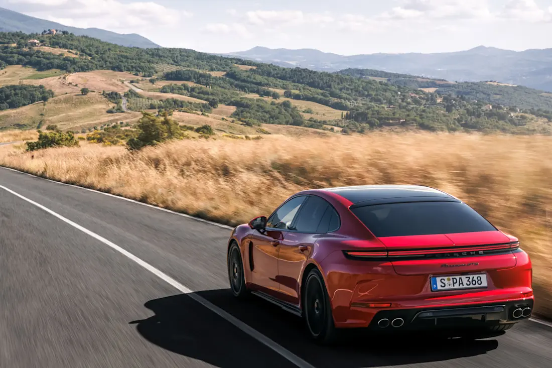 porsche-panamera-gts-2025-heck porsche-panamera-gts-2025-heck