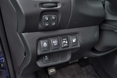 Editorial 2017 nissan leaf 26 mb