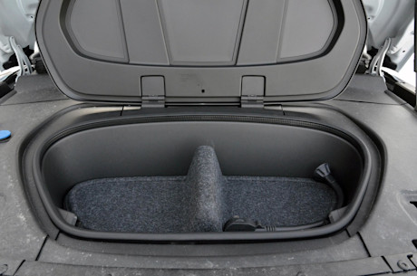 Volvo XC40 Recharge 2021 : essai routier Body Image