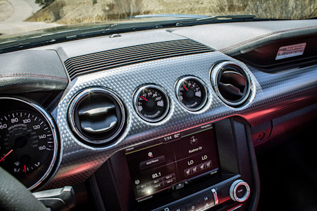 Editorial 2015 ford mustang bm 26 3238