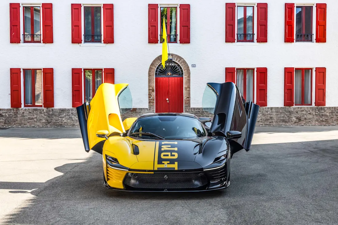 Daytona  SP3  Tailor  Made