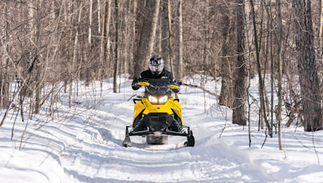 Editorial snowmobiling 101 18 dw