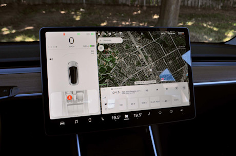 Editorial 2018 tesla model 3 27 mb