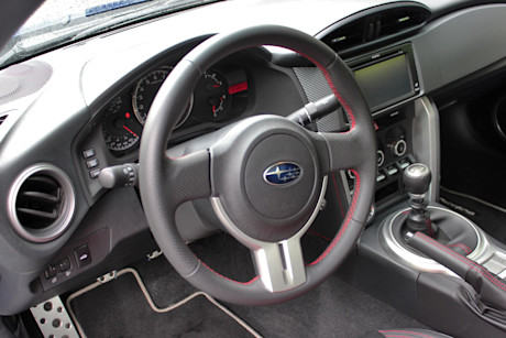 Editorial 2015 subaru brz dh 19