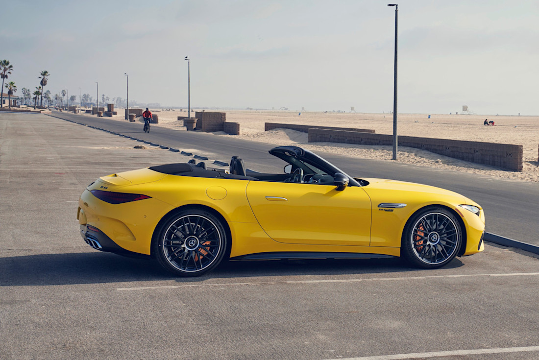 mercedes-benz-sl-63-amg-side