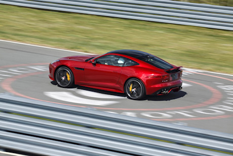 Editorial 2016 jaguar f type r coupe jaguar 08