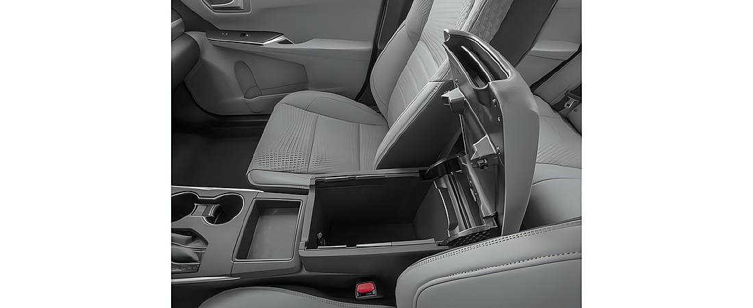 Toyota Camry 2016 30