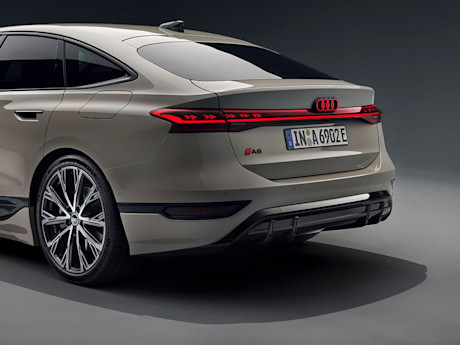 Editorial 2025 audi a6 e tron sportback audi preview 240717 pb 21