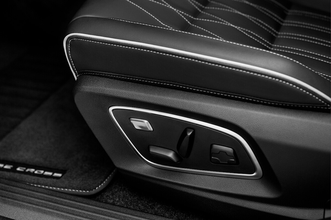 Eclipse Cross_033.jpg