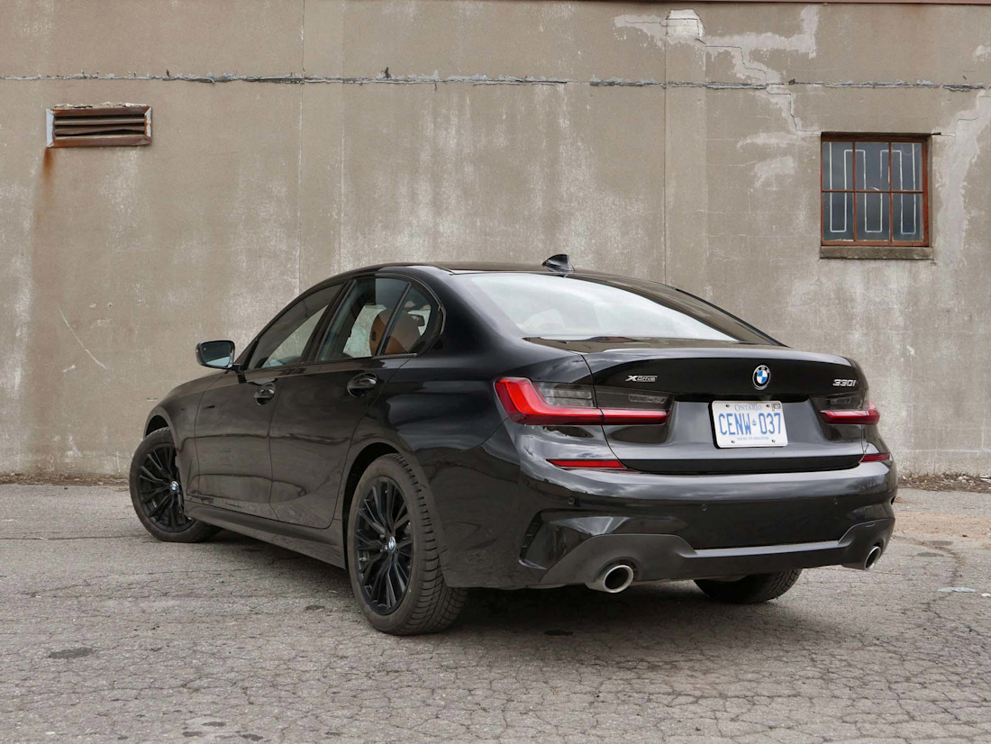 Editorial 2019 bmw 330i xdrive 05 bh