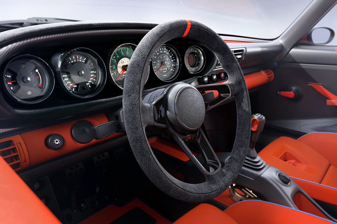 Porsche-911-Reimagined-by-Singer-DLS Turbo-autoscout24 (20).jpg