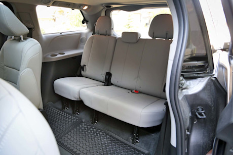 Editorial 2016 toyota sienna 17 ts