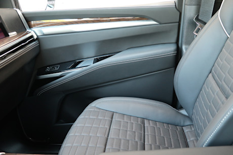 2025 Cadillac Escalade Review Image