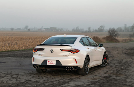Editorial 2023 acura tlx type s 06 jw