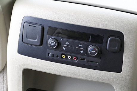 Editorial 2015 gmc yukon xl denali 4wd jy 43