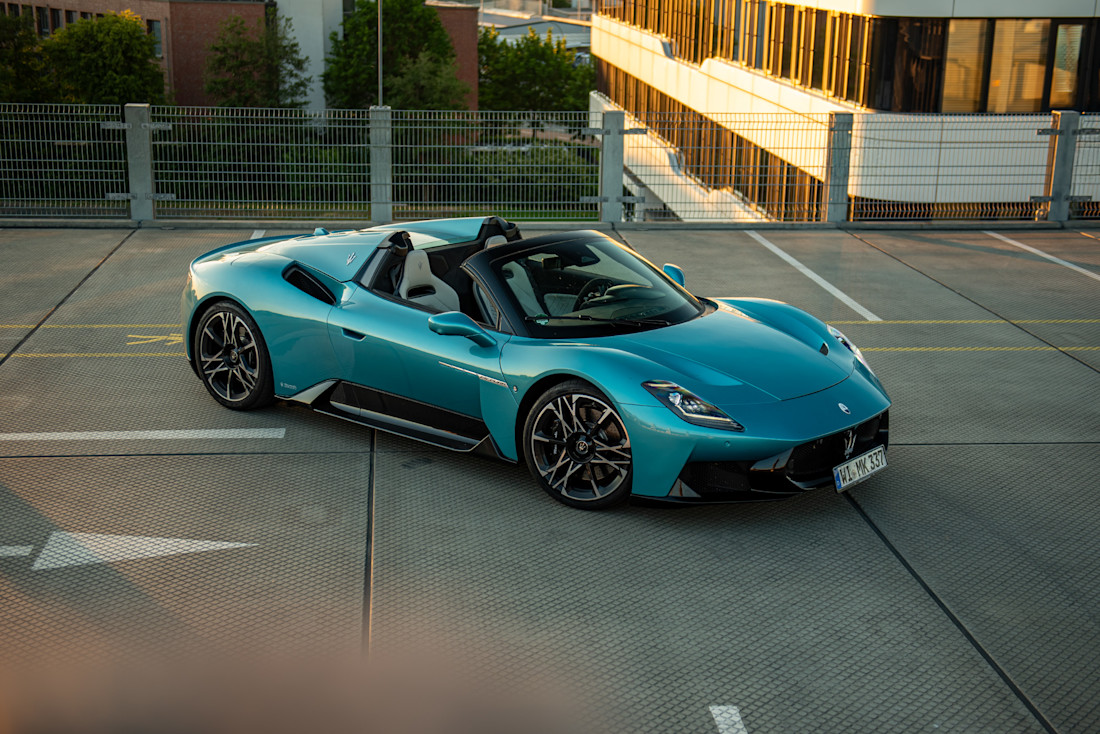 maserati-mcpura-cielo-topshot