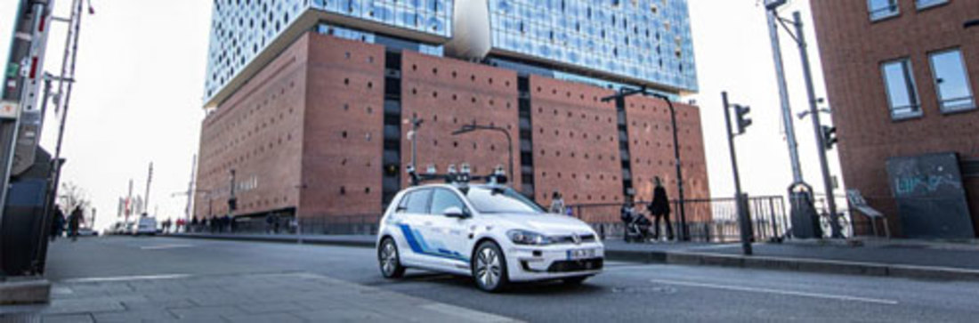 Bericht: Test in echte verkeer – VW rijdt autonoom door Hamburg