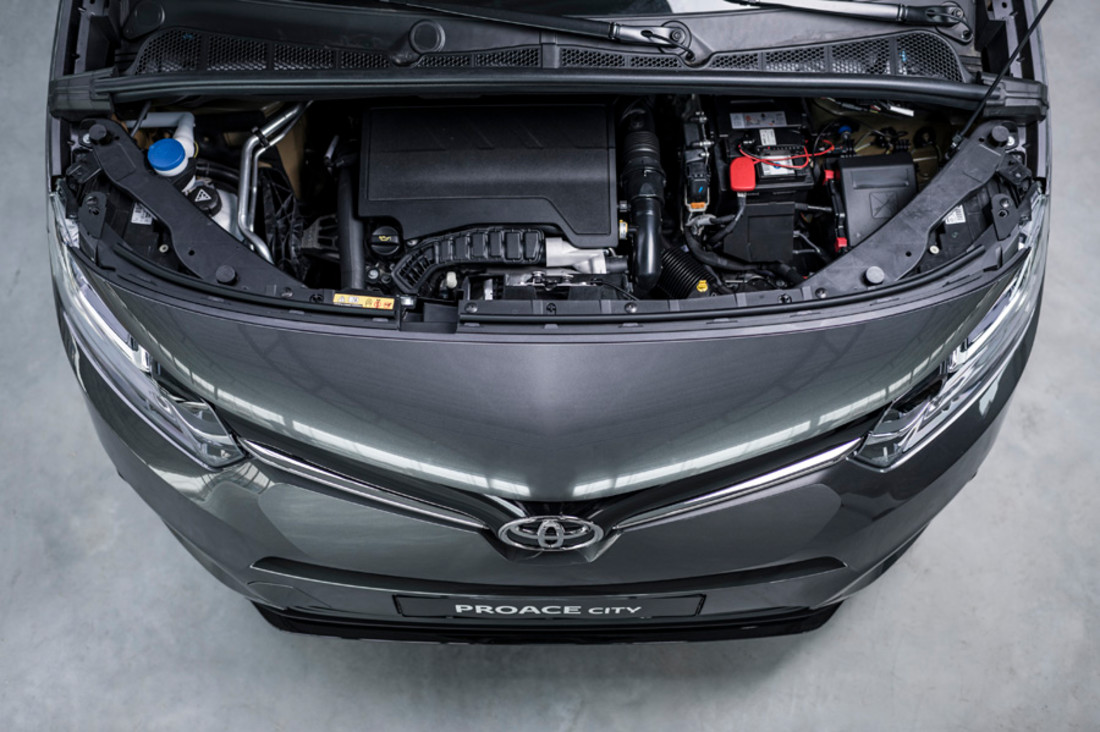 Toyota PROACE CITY VERSO (19).jpg