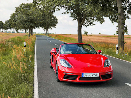 Editorial 08 bh 2017 porsche 718 boxster