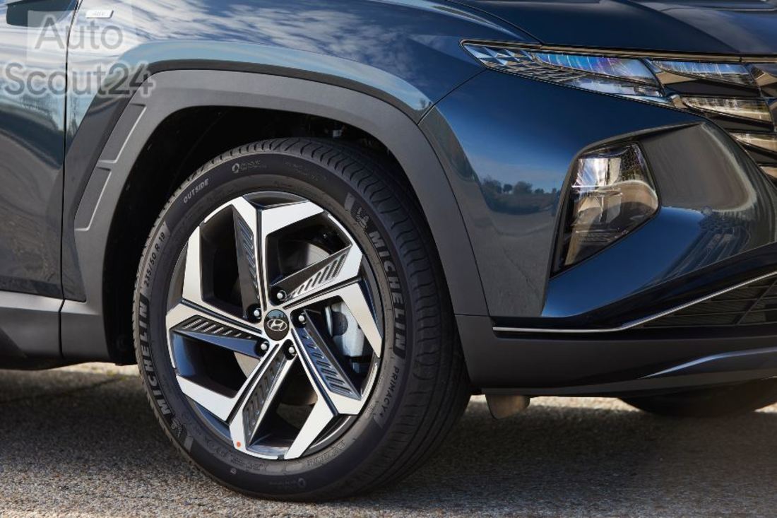 Hyundai Tucson 025 (1).jpg