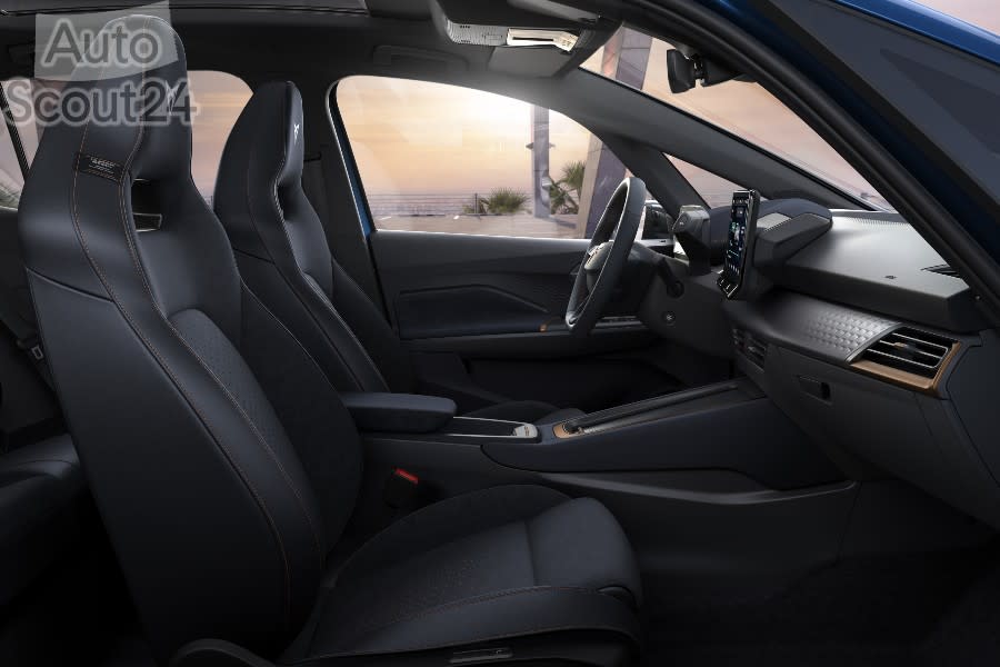 CUPRA-Born_16_HQ (2).jpg