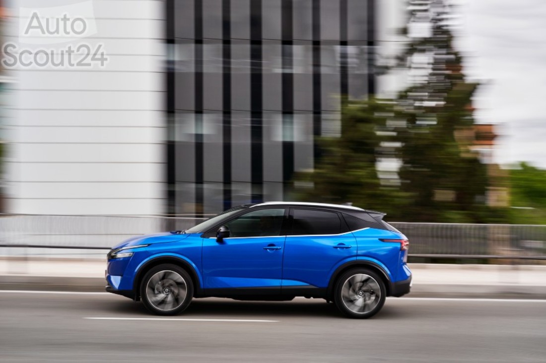 Nissan_QQ_Spain_Delivery_Low_011 (1).jpg