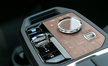 Editorial 2023 bmw ix m60 25 jw