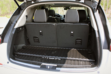 Acura MDX Elite 2023 : essai routier Body Image