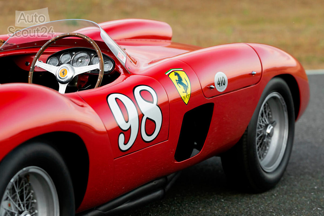 Ferrari 410 Spider Carrol Shelby (13).jpg