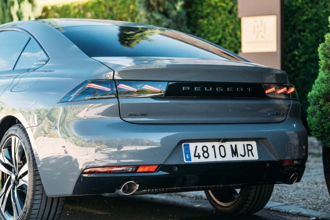 peugeot-508-gama-phev-2023.9.jpg