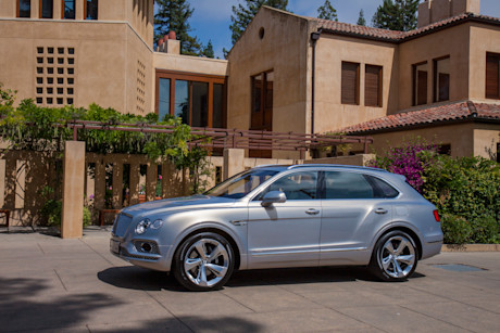 Editorial bentayga hybrid 2