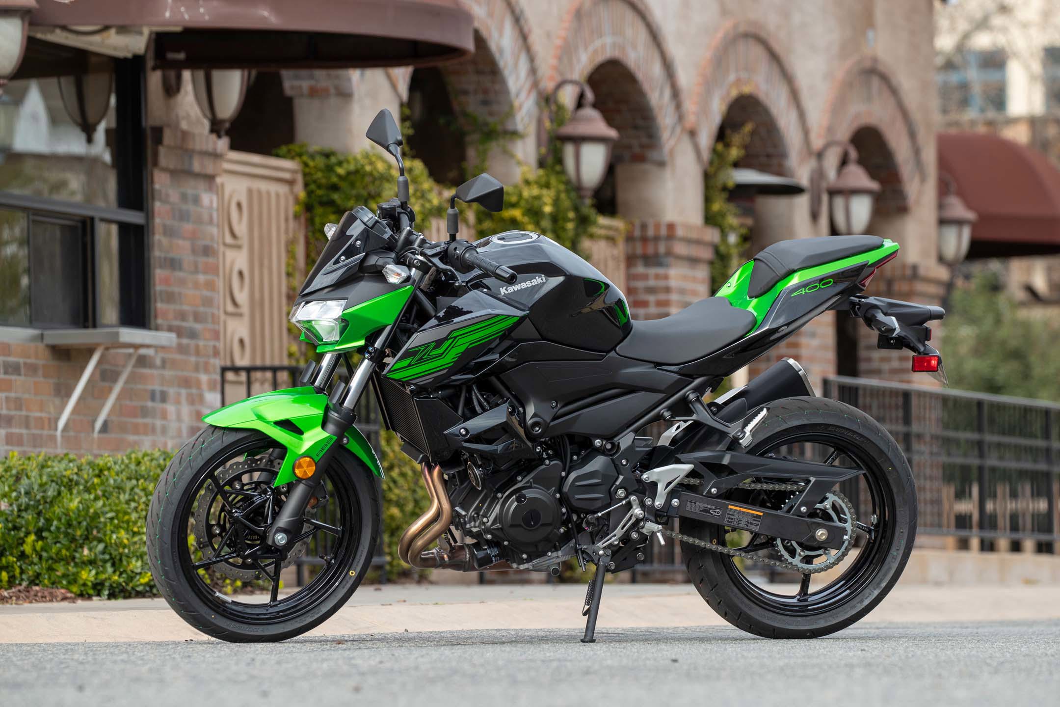 2019 Kawasaki Z400 Review (First Ride) - AutoTrader.ca