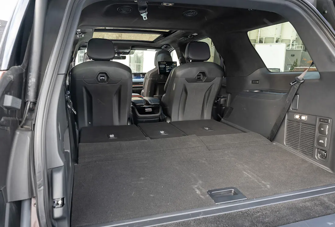 2026 Lincoln Navigator - TD - JW - 260413 - 25