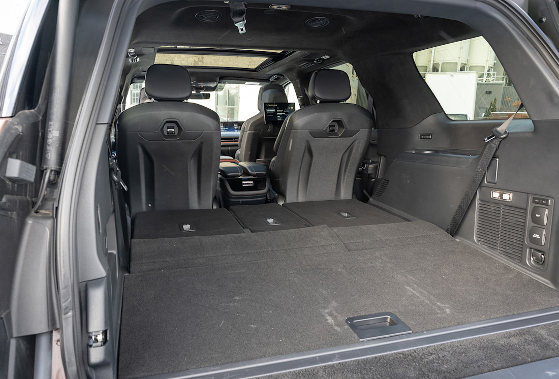 2026 Lincoln Navigator - TD - JW - 260413 - 25.jpg