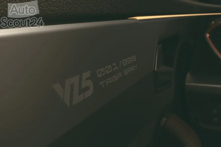 Nuevo-CUPRA-Formentor-VZ5-Taiga-Grey 04 HQ(1)